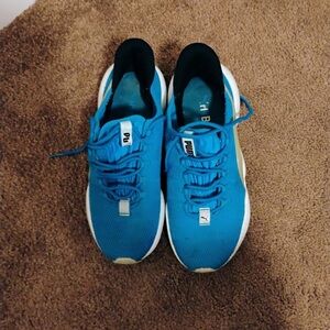 Puma Vibrant Blue Running Shoes